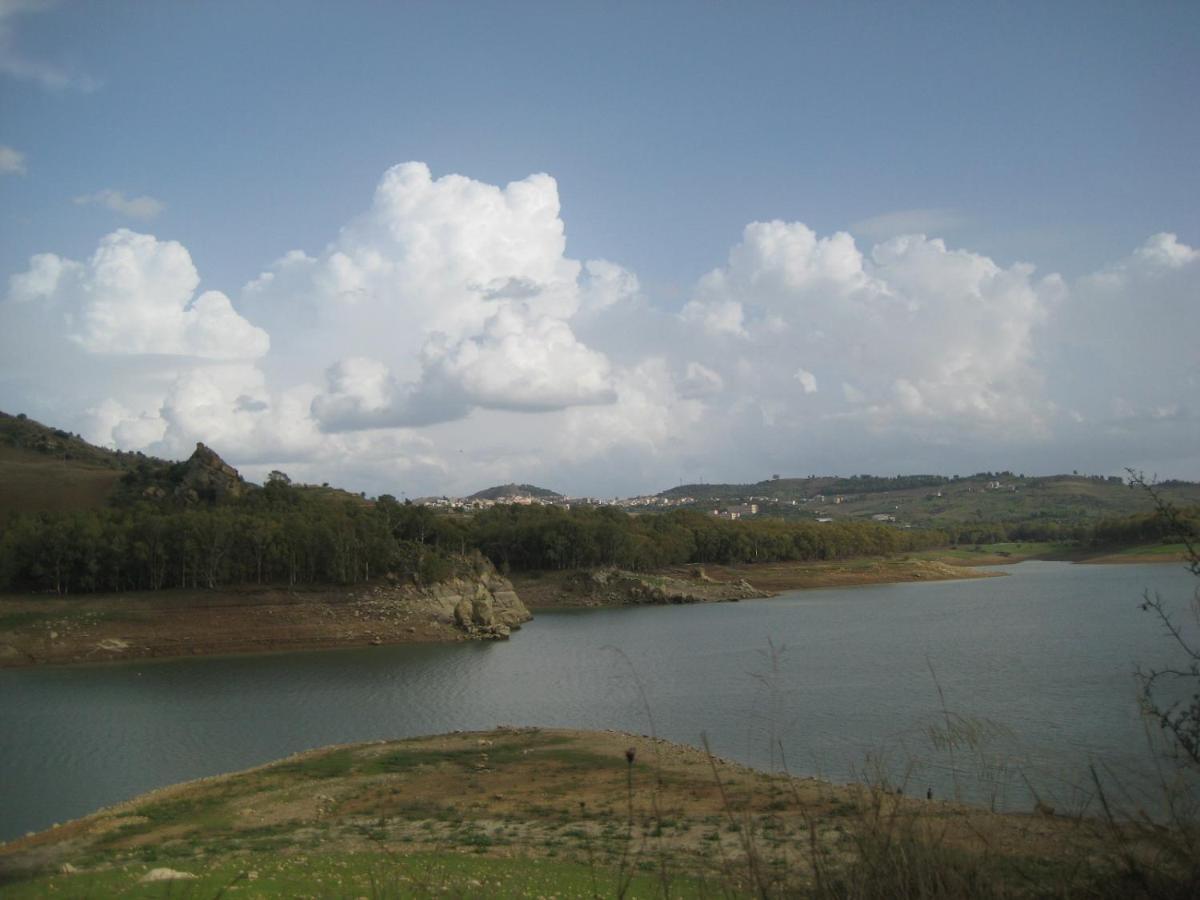 Oasi Del Lago Regalbuto Dış mekan fotoğraf